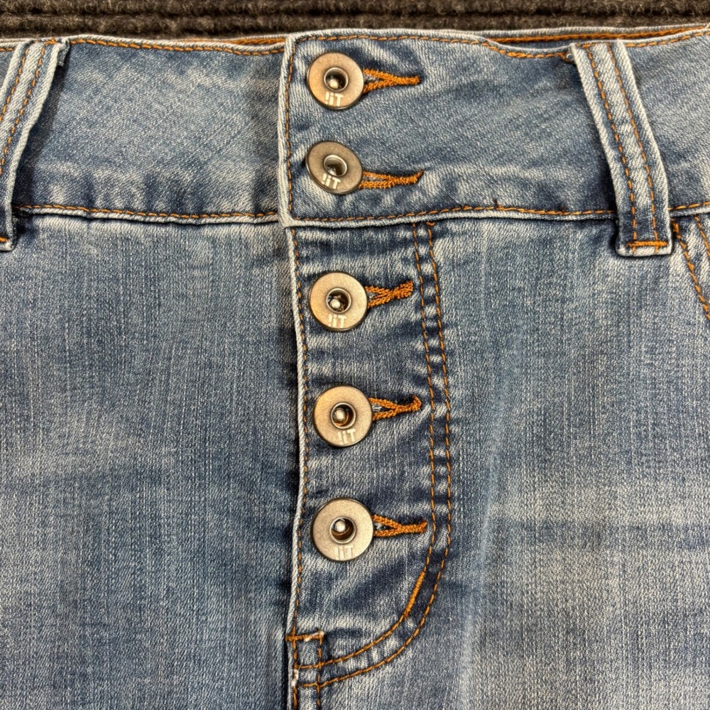 !iT Tatiana Tummy Tuck Denim Skirt Light Wash Button‎ Fly Size 16 NWT - Picture 8 of 8